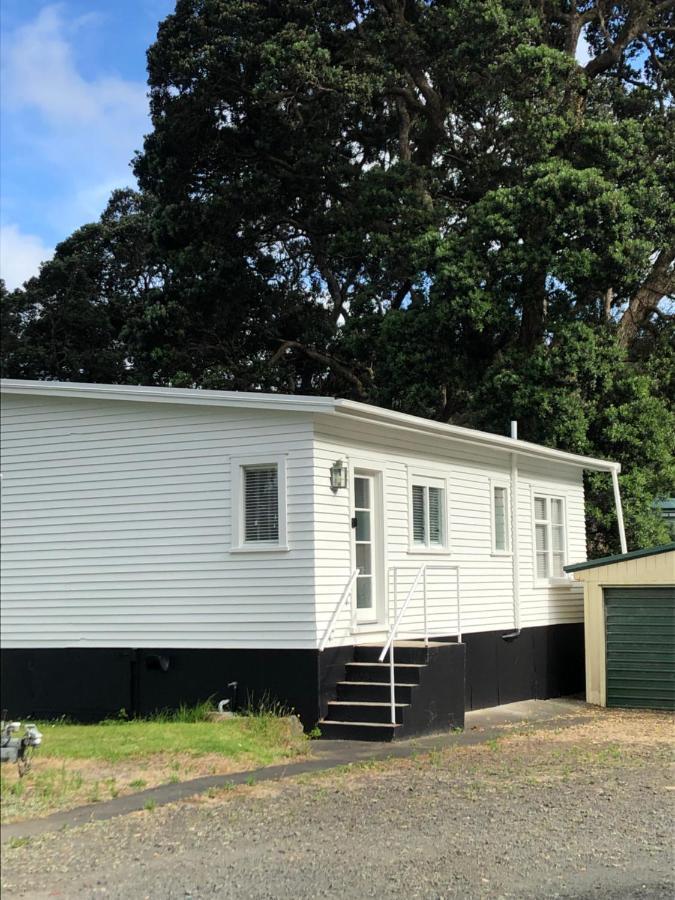Muriwai Lodge Exteriör bild